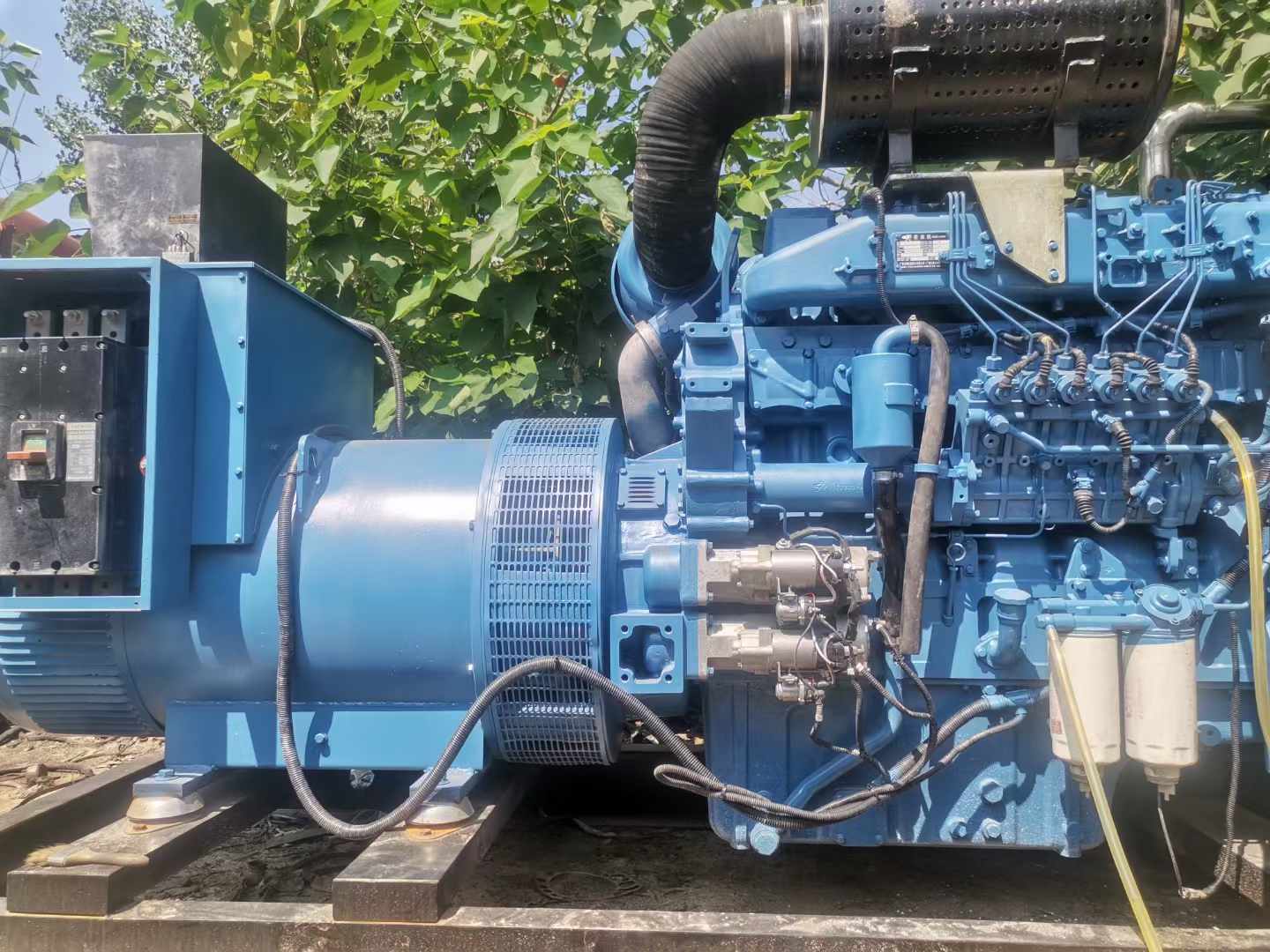 上栗详细说明降低 800kW 柴油发电机输出电流波动的方法