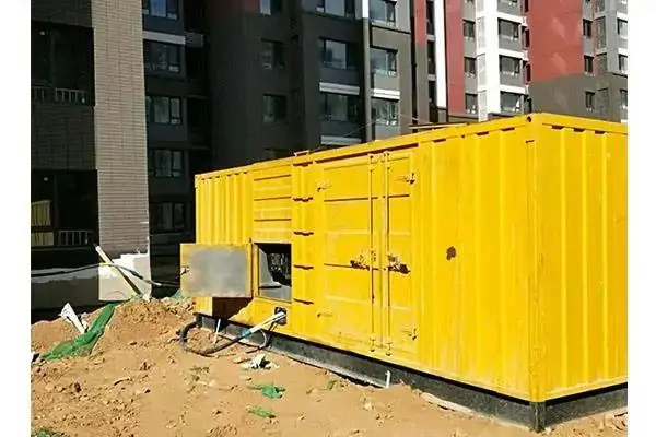 上栗发电机租赁中燃油压力过低会对发动机的哪些部件造成损坏？