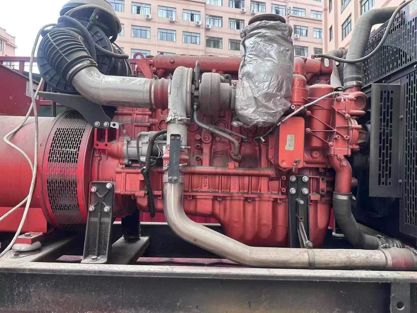 上栗如何选择适合 600kW 柴油发电机组的过载保护器？