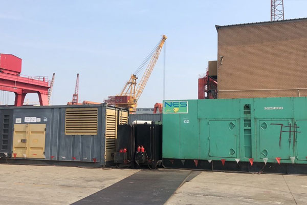 上栗发电机出租空气滤清器的清洁频率是多少？